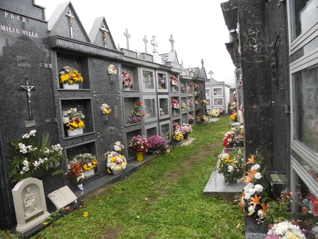CEMENTERIO PARROQUIAL DE PIÑO